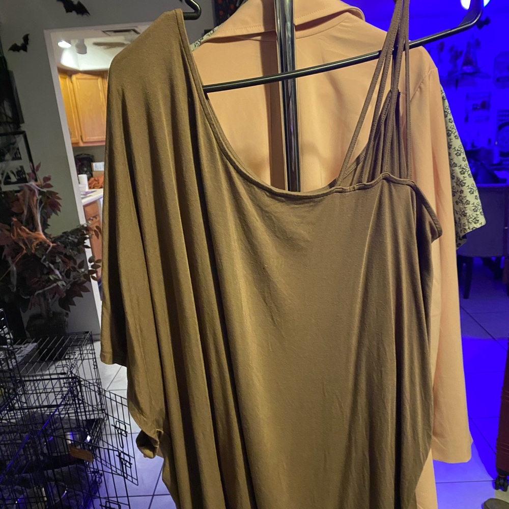 Torrid one shoulder t shirt